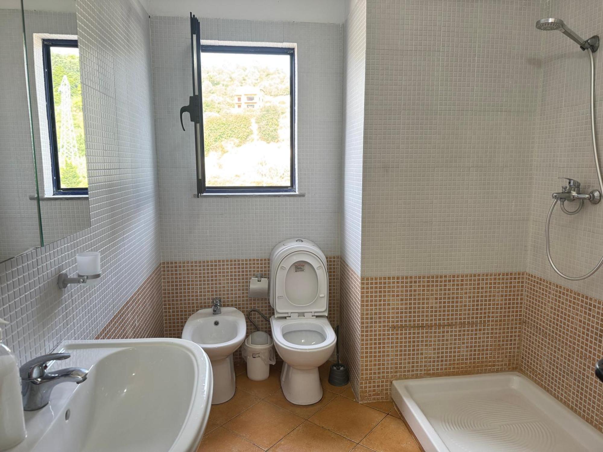 Orkidea Appartement Golem (Tirana)